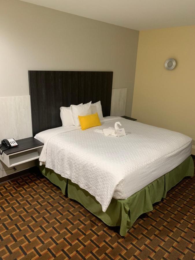 HomeStay Inn&Suites Edinburg Exterior foto